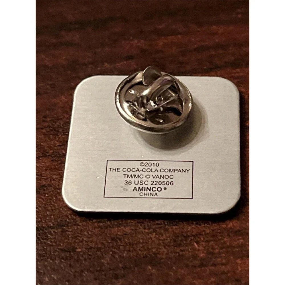 2010 Vancouver Winter Olympic Games Coca-Cola Coke Lapel Hat‎ Pin